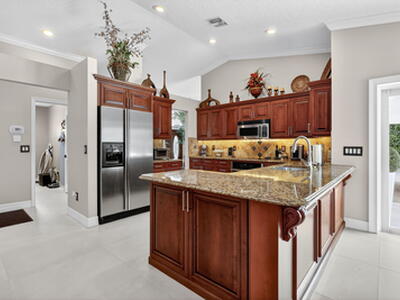 1880 Grantham Court, Wellington, FL 33414