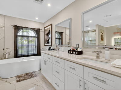 1880 Grantham Court, Wellington, FL 33414