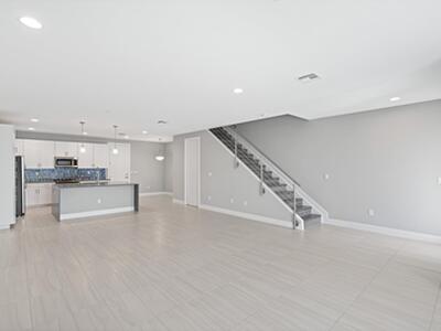 3748 N Lambert Avenue N, West Palm Beach, FL 33405