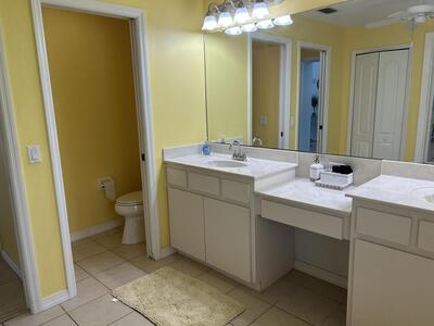 2590 Abbotsford Street, North Port, FL 34287