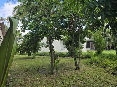 4125 Pine Branch Circle, Lake Worth, FL 33467