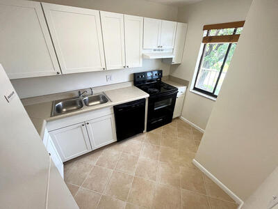 2828 Tennis Club Drive, West Palm Beach, FL 33417