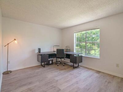 1050 Crystal P Way, Delray Beach, FL 33444