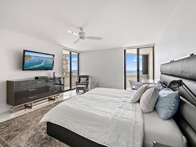 5070 N Ocean Dr, Singer Island, FL 33404