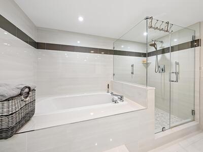 5070 N Ocean Dr, Singer Island, FL 33404