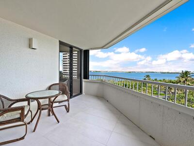 5070 N Ocean Dr, Singer Island, FL 33404