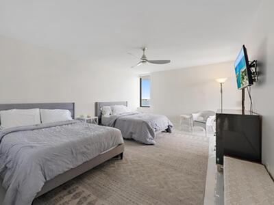 5070 N Ocean Dr, Singer Island, FL 33404