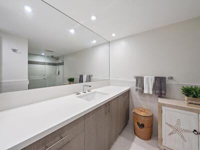 5070 N Ocean Dr, Singer Island, FL 33404