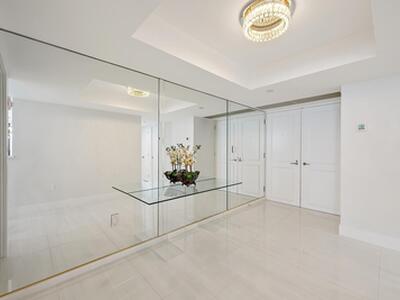 5070 N Ocean Dr, Singer Island, FL 33404