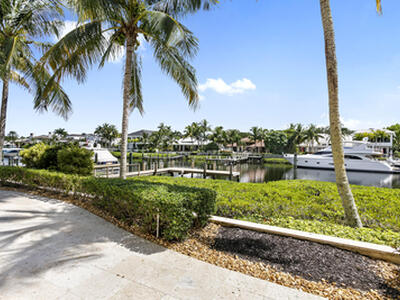 155 Commodore Drive, Jupiter, FL 33477