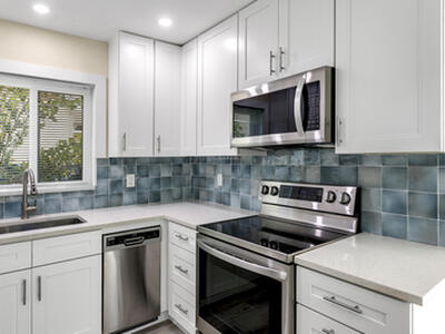 1702 N L Street, Lake Worth Beach, FL 33460