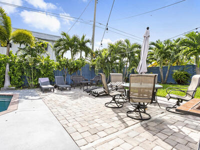 1702 N L Street, Lake Worth Beach, FL 33460