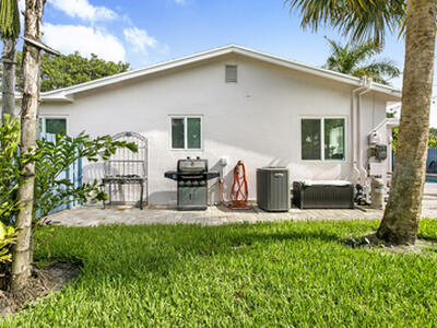 1702 N L Street, Lake Worth Beach, FL 33460