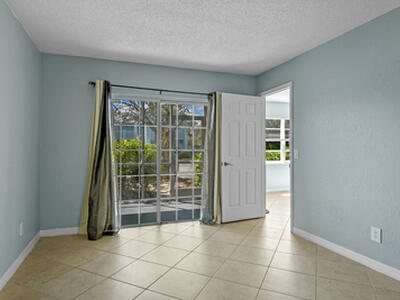 1604 SE Green Acres Circle, Port Saint Lucie, FL 34952