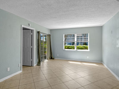 1604 SE Green Acres Circle, Port Saint Lucie, FL 34952