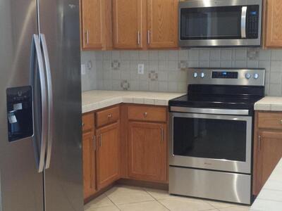 3027 N Evergreen Circle, Boynton Beach, FL 33426