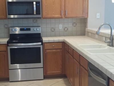 3027 N Evergreen Circle, Boynton Beach, FL 33426