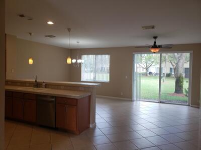 3027 N Evergreen Circle, Boynton Beach, FL 33426