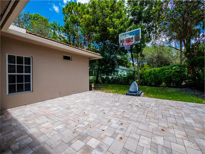 6673 Eagle Ridge Drive, Greenacres, FL 33413