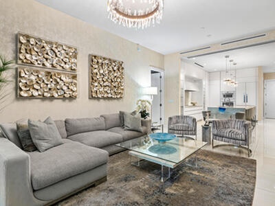 200 SE Mizner Boulevard, Boca Raton, FL 33432