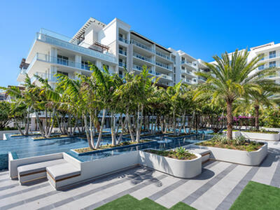 200 SE Mizner Boulevard, Boca Raton, FL 33432