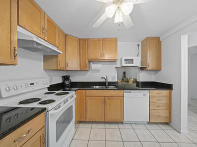 230 NE 26th Avenue, Boynton Beach, FL 33435