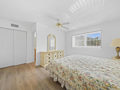 230 NE 26th Avenue, Boynton Beach, FL 33435