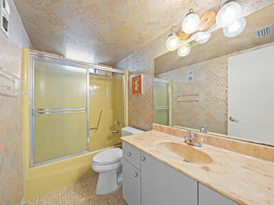 230 NE 26th Avenue, Boynton Beach, FL 33435