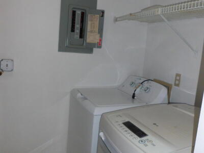 121 Lake Pine Circle, Greenacres, FL 33463