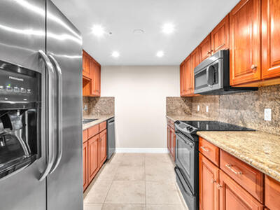 101 Plaza Real S, Boca Raton, FL 33432