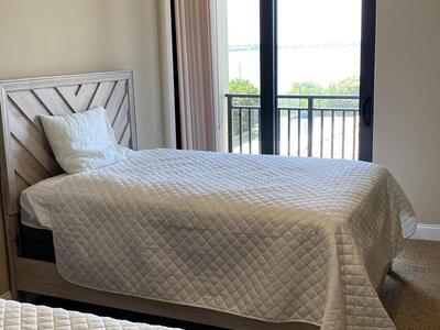 5460 N Ocean Drive, Singer Island, FL 33404