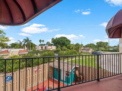 4025 Village Drive, Delray Beach, FL 33445