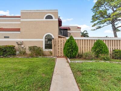 4025 Village Drive, Delray Beach, FL 33445