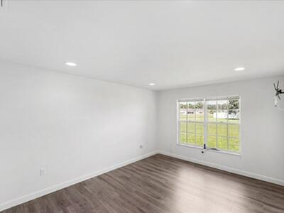 2175 SE Heathwood Circle, Port Saint Lucie, FL 34952