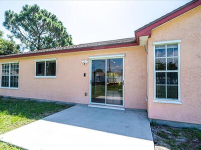 2175 SE Heathwood Circle, Port Saint Lucie, FL 34952