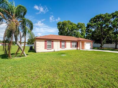 2175 SE Heathwood Circle, Port Saint Lucie, FL 34952