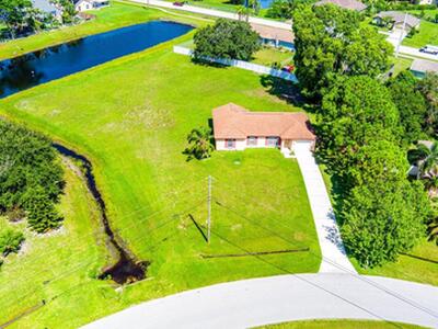 2175 SE Heathwood Circle, Port Saint Lucie, FL 34952