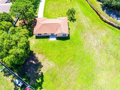 2175 SE Heathwood Circle, Port Saint Lucie, FL 34952
