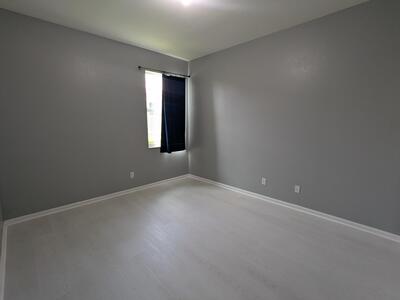 589 NW Waverly Circle, Port Saint Lucie, FL 34983