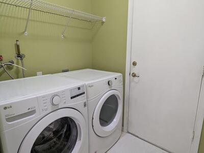 589 NW Waverly Circle, Port Saint Lucie, FL 34983