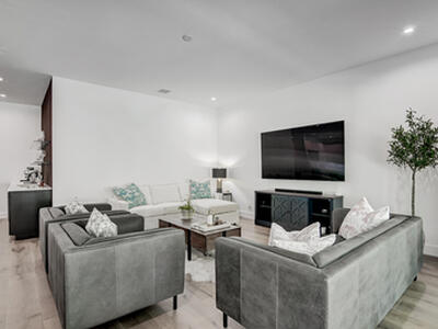 369 Orange Way, West Palm Beach, FL 33405