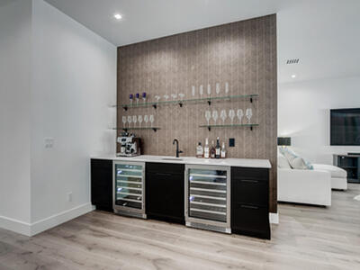 369 Orange Way, West Palm Beach, FL 33405