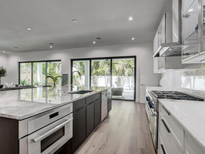 369 Orange Way, West Palm Beach, FL 33405