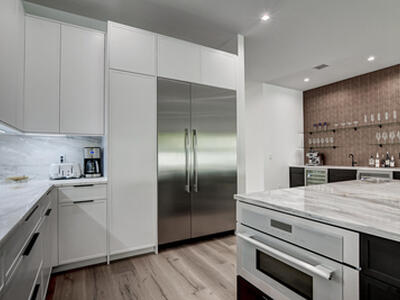 369 Orange Way, West Palm Beach, FL 33405