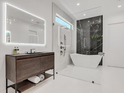 369 Orange Way, West Palm Beach, FL 33405