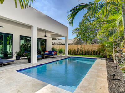 369 Orange Way, West Palm Beach, FL 33405