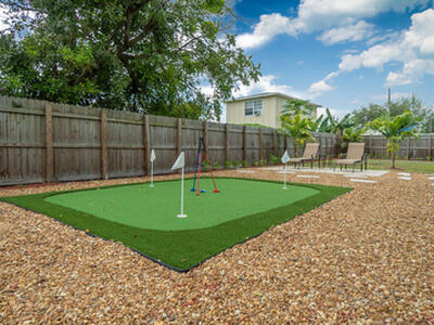 1424 Willow Road, Palm Springs, FL 33406