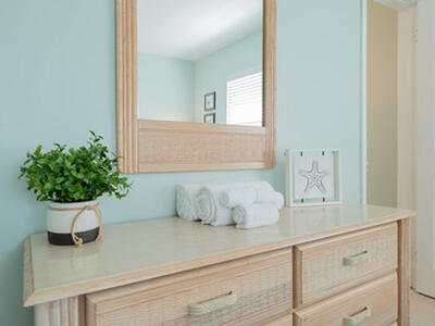 1424 Willow Road, Palm Springs, FL 33406