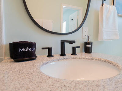 1424 Willow Road, Palm Springs, FL 33406