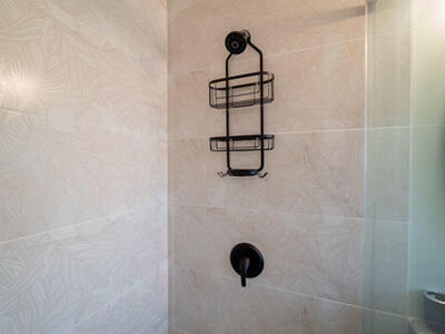 1424 Willow Road, Palm Springs, FL 33406